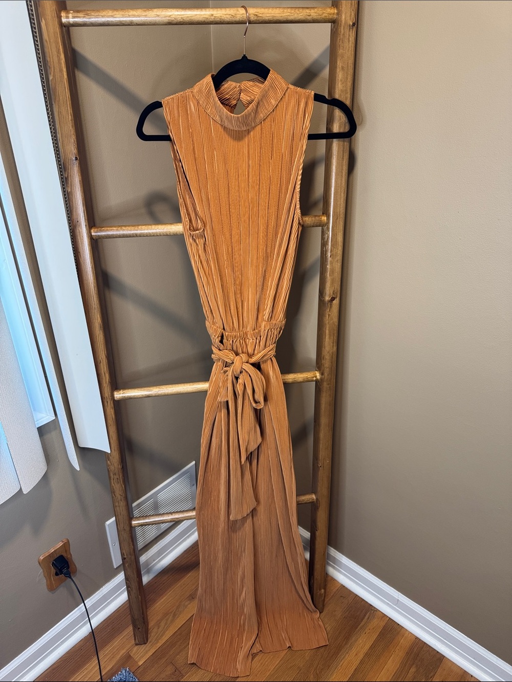 vestique Sleeveless High-Neck Maxi Dress in Rust Orange